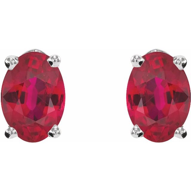 Oval 4-Prong Lightweight Stud Earrings